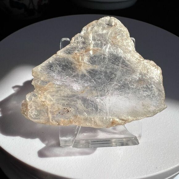 Small Natural Raw Selenite Piece - Picture 4 of 12